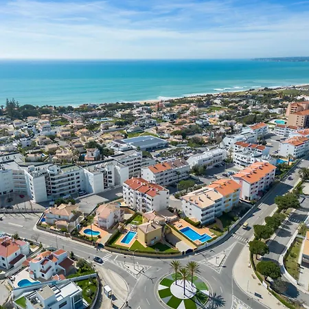 Vila Casa Da By Ocvillas